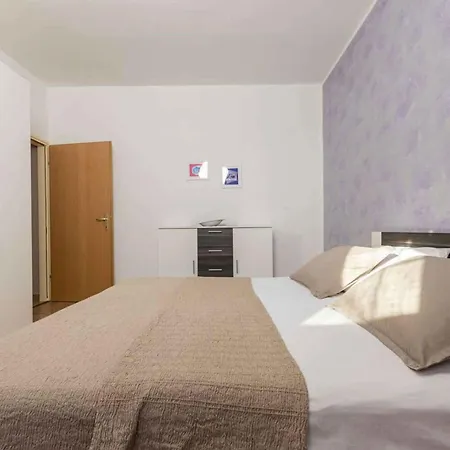 Appartement In 51162 Labin (Istria)